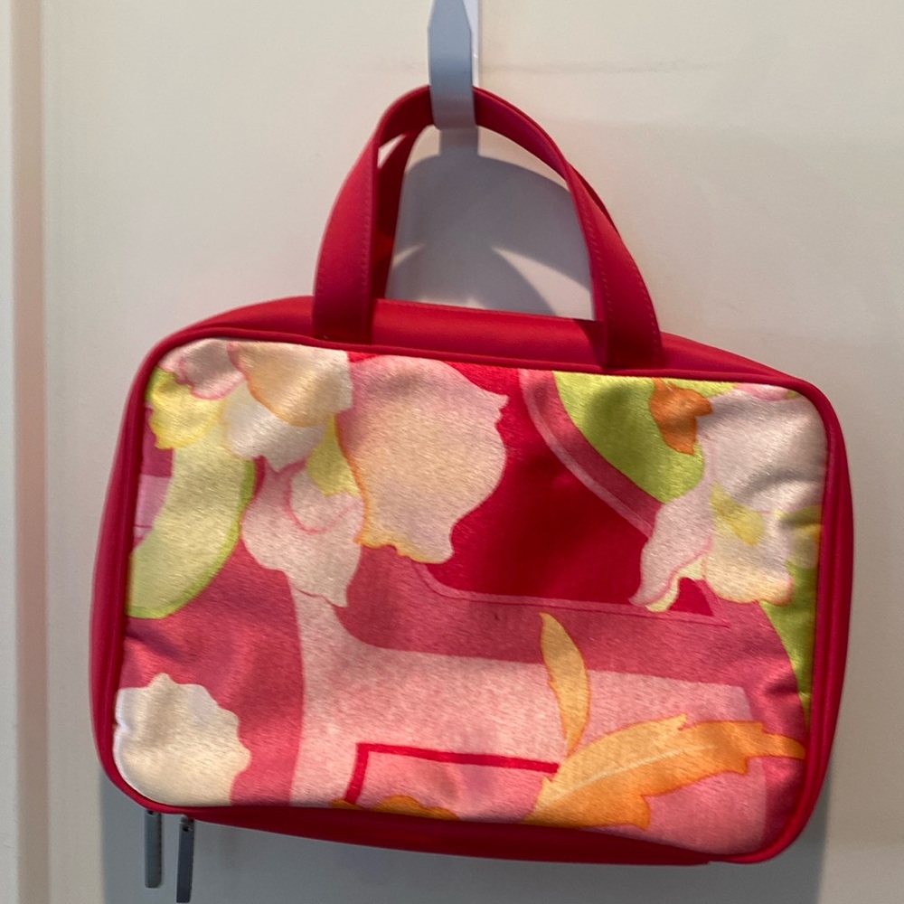 Celebrity Multi Color Floral Cosmetic Toiletry Travelβ Bag.